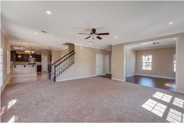 4560 Hermosa Road Crestview, FL 32539 - Photo 5 of 26 a living room with furniture and a ceiling fan