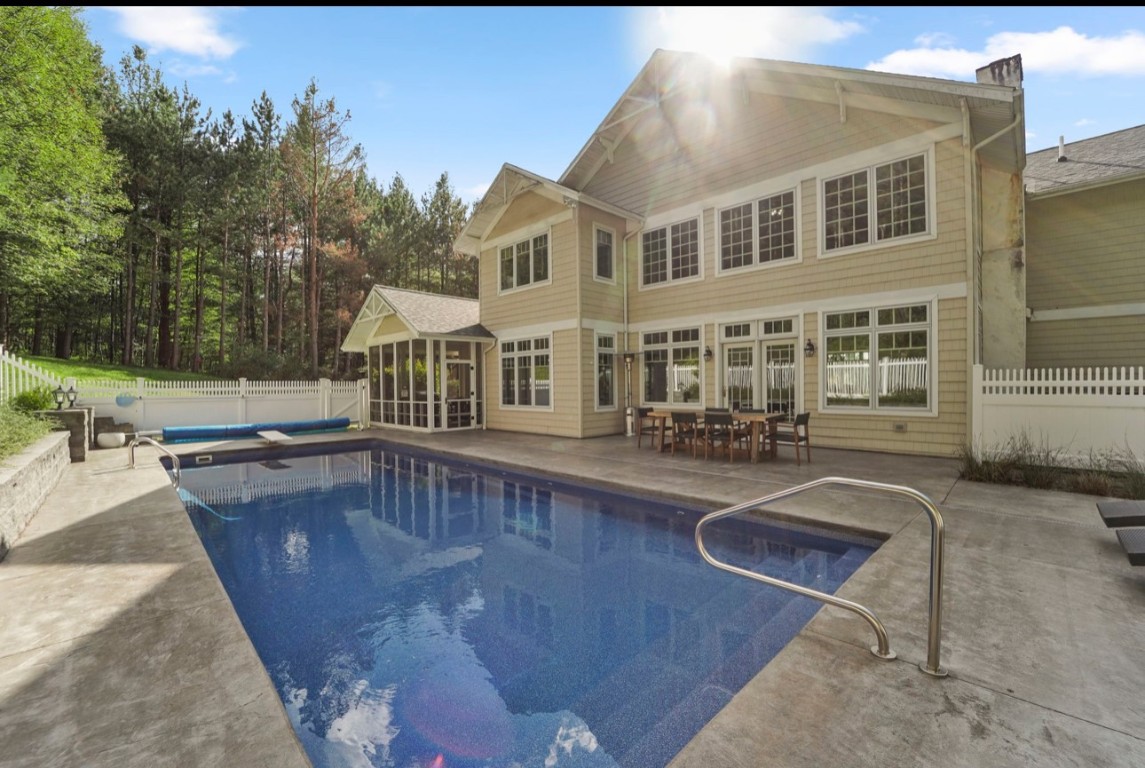 254 Hardy Road Johnson City, NY 13790 - Photo 6 of 7 Gallery Image 6
