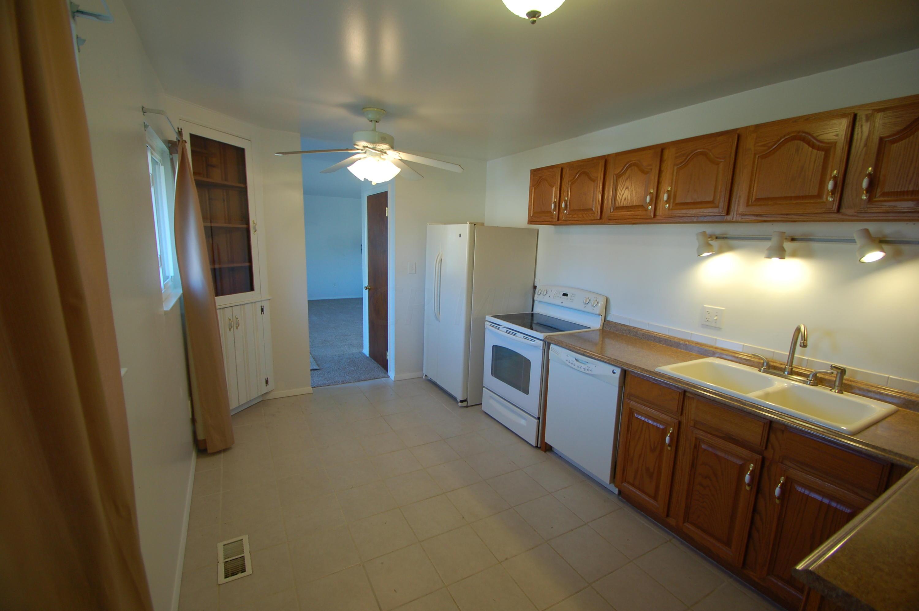 1878 Stetson Road Columbus, OH 43232 - Photo 14 of 19 Gallery Image 14