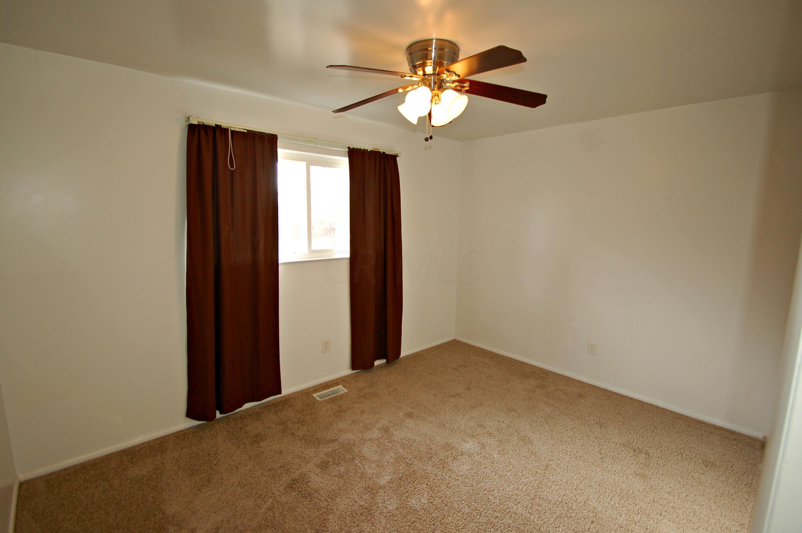 1878 Stetson Road Columbus, OH 43232 - Photo 9 of 19 Gallery Image 9