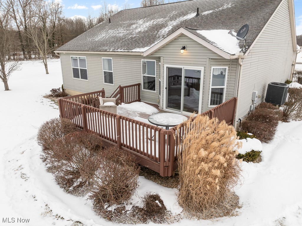 8544 Yale Road Rootstown, OH 44272 - Photo 6 of 50 Back deck