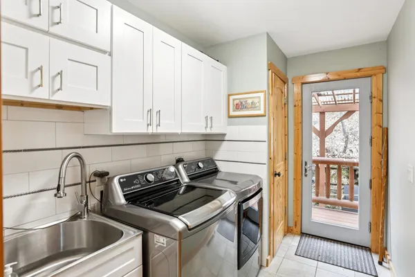 $765,000 | E11441 Hillside Drive, Wisconsin Dells, WI 53965