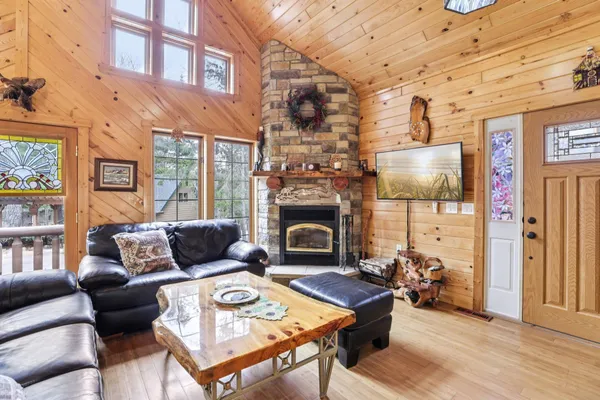 $765,000 | E11441 Hillside Drive, Wisconsin Dells, WI 53965