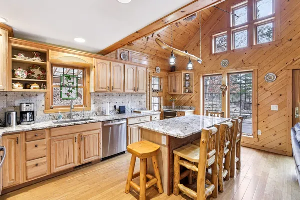 $765,000 | E11441 Hillside Drive, Wisconsin Dells, WI 53965