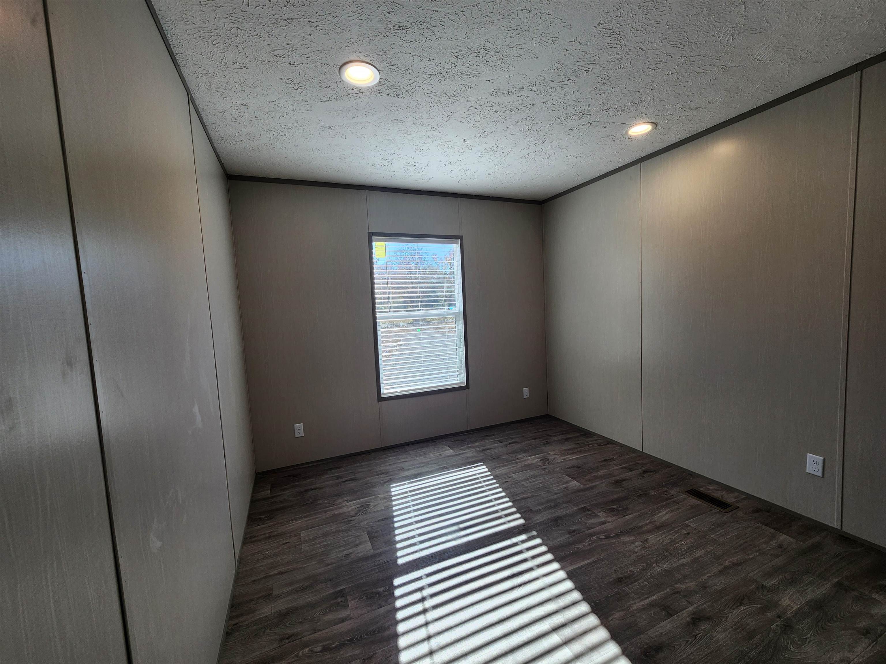 2002 Warren's Loop Marion, SC 29571 - Photo 14 of 18