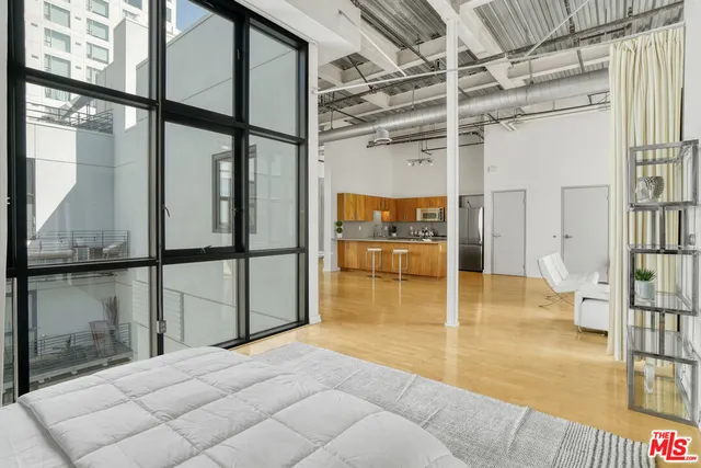 $675,000 | 330 West 11th Street, Unit 703, Los Angeles, CA 90015