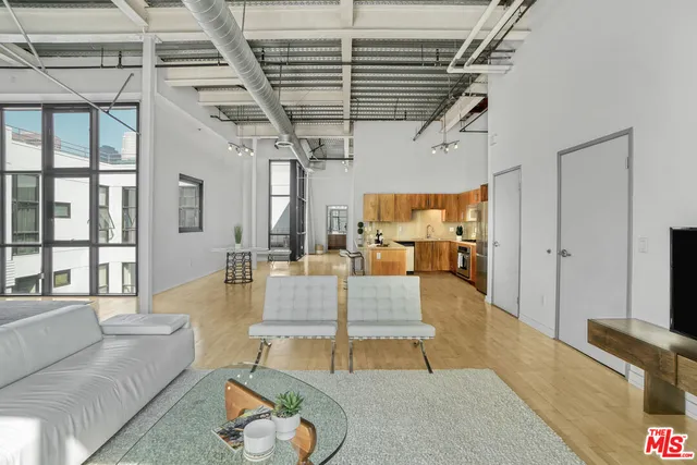 $675,000 | 330 West 11th Street, Unit 703, Los Angeles, CA 90015