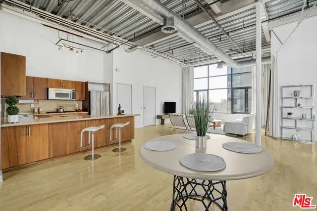 $675,000 | 330 West 11th Street, Unit 703, Los Angeles, CA 90015