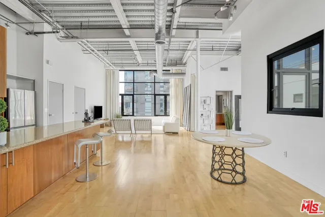 $675,000 | 330 West 11th Street, Unit 703, Los Angeles, CA 90015