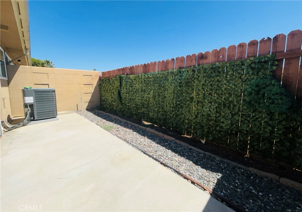 4723 Jackson Street Riverside, CA 92503 - Photo 11 of 20