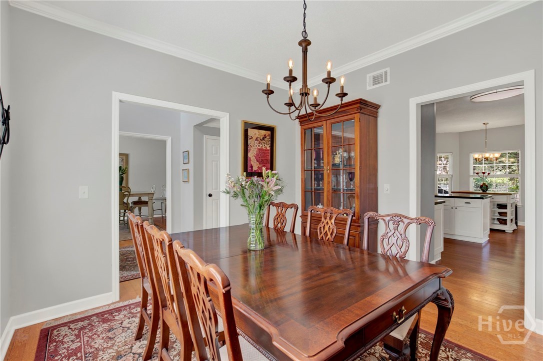 315 Gloucester Road Savannah, GA 31410 - Photo 8 of 53