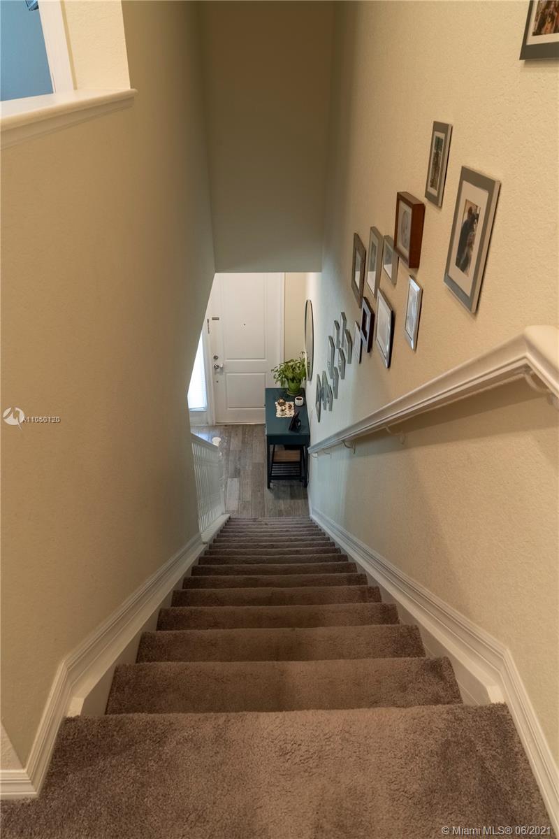 Hillcrest Hollywood, FL 33021 - Photo 15 of 34