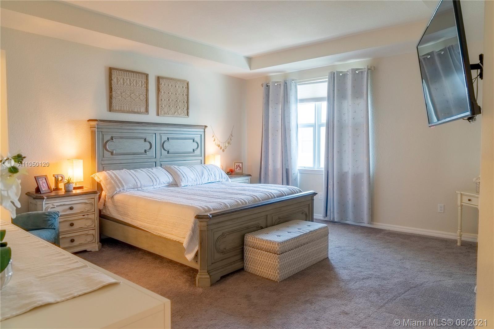 Hillcrest Hollywood, FL 33021 - Photo 16 of 34