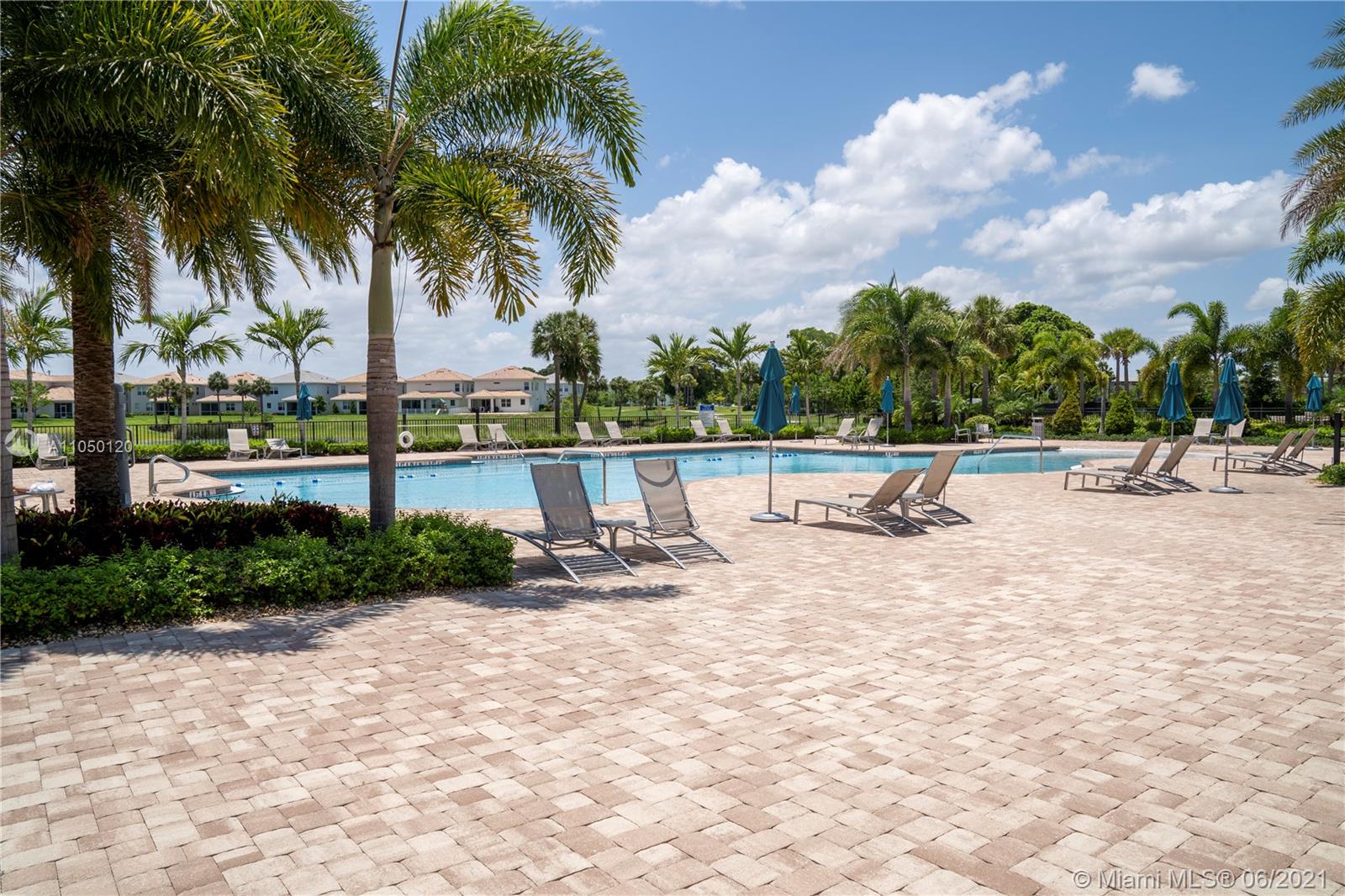 Hillcrest Hollywood, FL 33021 - Photo 27 of 34