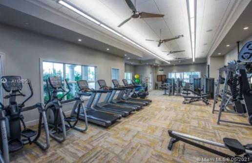 Hillcrest Hollywood, FL 33021 - Photo 33 of 34