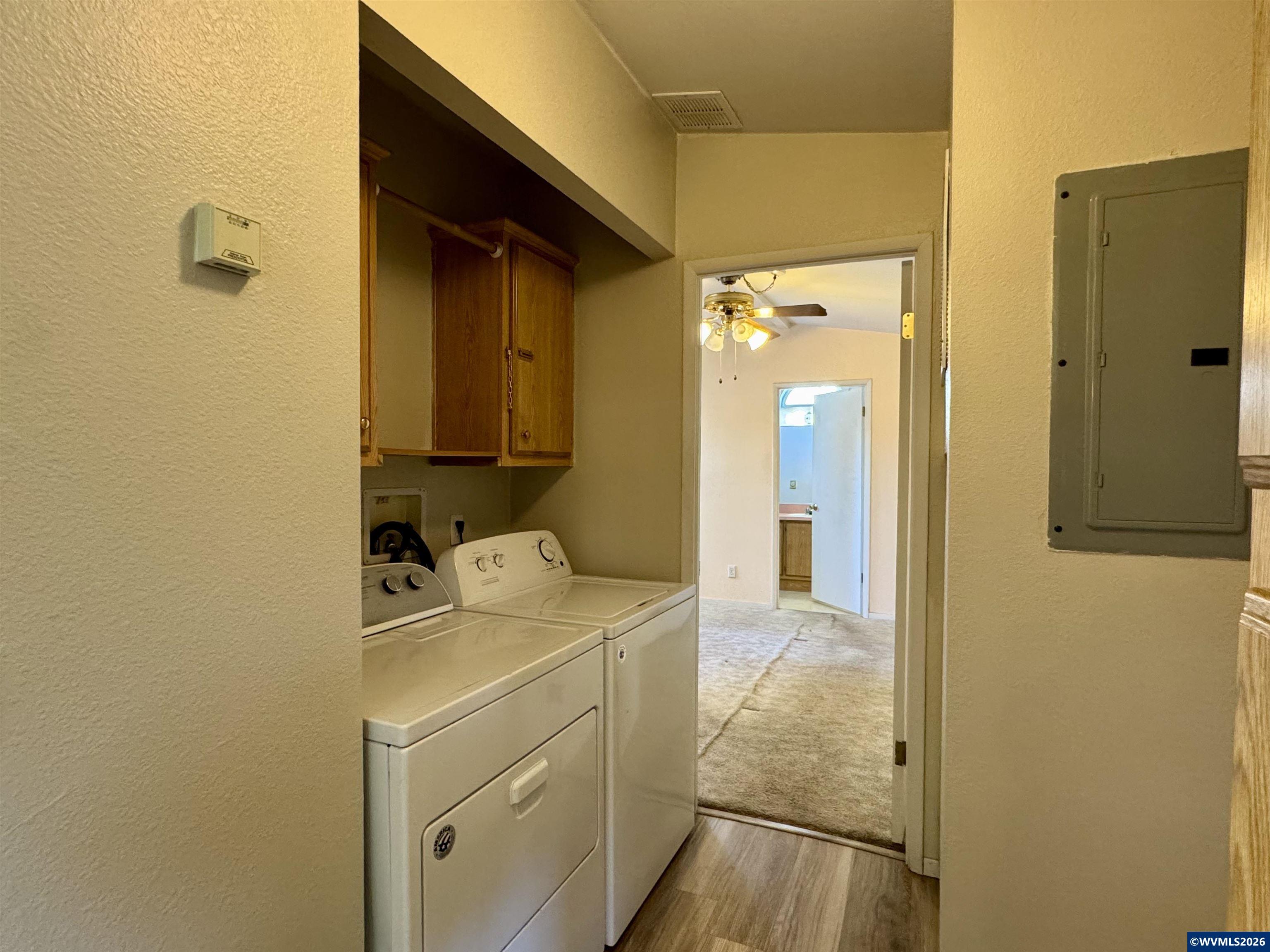 141 South 17th Street, Unit 7 Independence, OR 97351 - Photo 28 of 34
