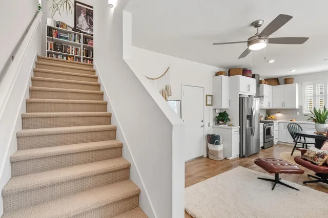 a view of entryway and workspace