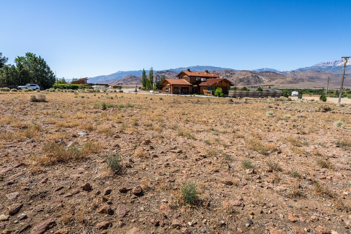 415 Reina Road Bishop, CA 93514 - Photo 24 of 33 415 Reina
