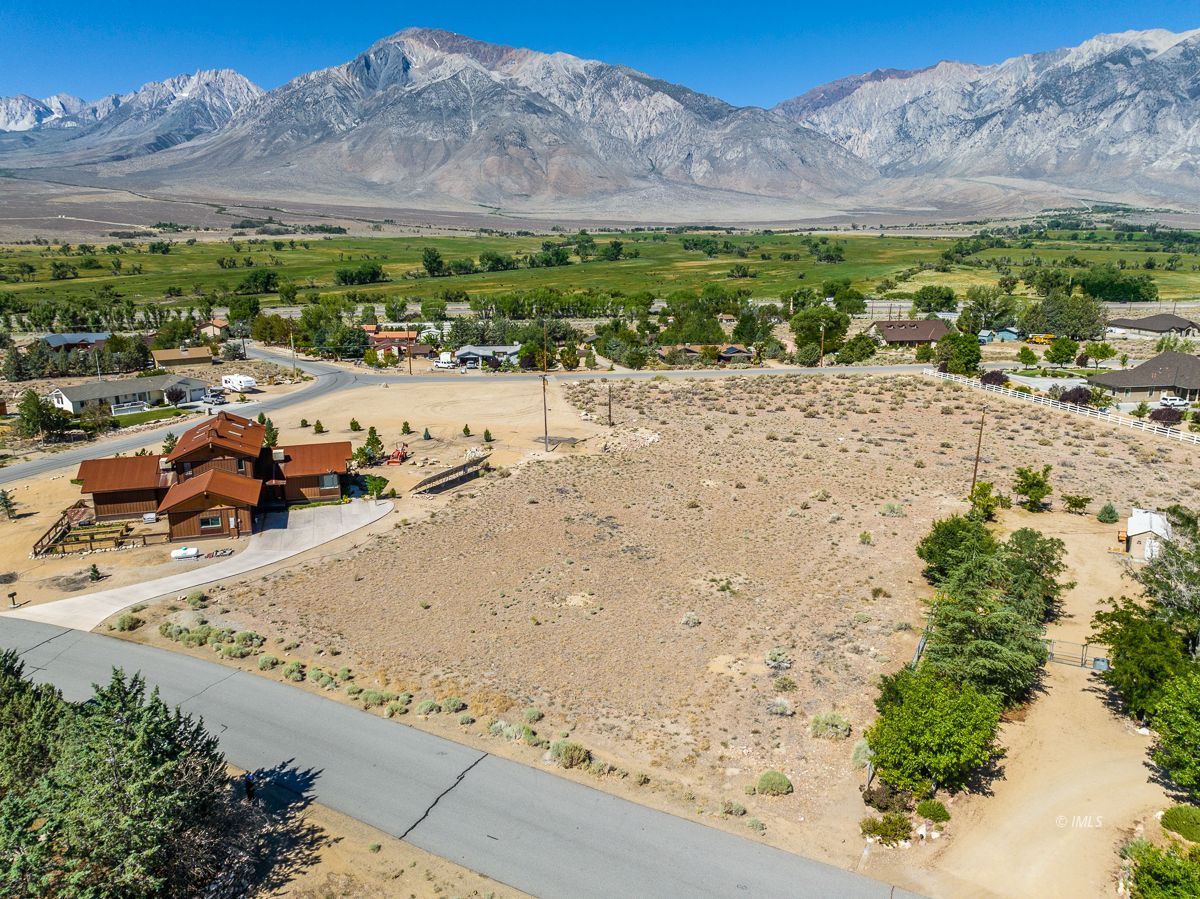 415 Reina Road Bishop, CA 93514 - Photo 5 of 33 415 Reina