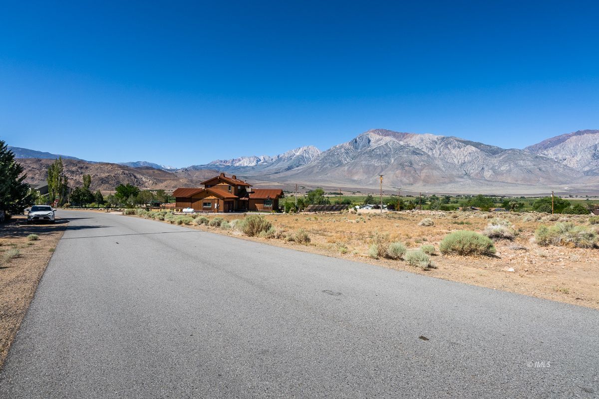 415 Reina Road Bishop, CA 93514 - Photo 8 of 33 415 Reina
