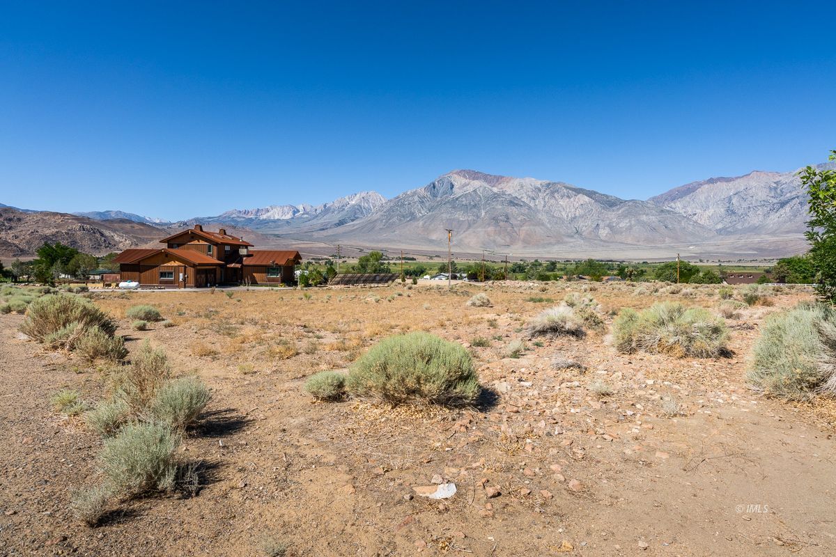415 Reina Road Bishop, CA 93514 - Photo 10 of 33 415 Reina