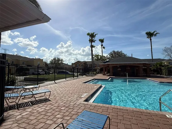 $1,900 | 2008 Seaside Cay Drive, Clearwater, FL 33763