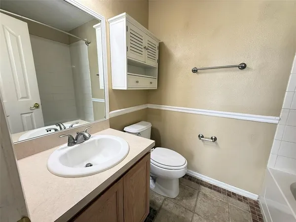 $1,900 | 2008 Seaside Cay Drive, Clearwater, FL 33763