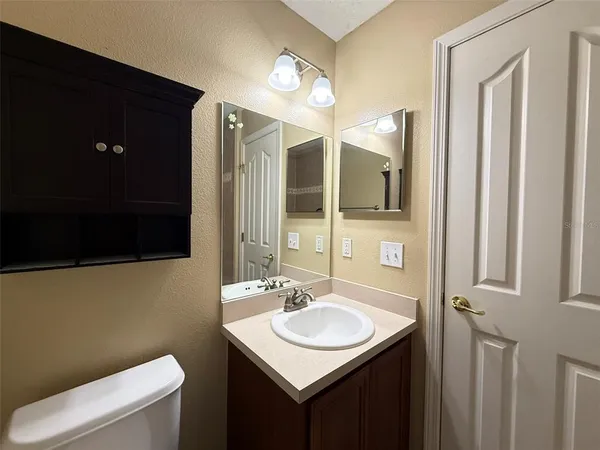 $1,900 | 2008 Seaside Cay Drive, Clearwater, FL 33763