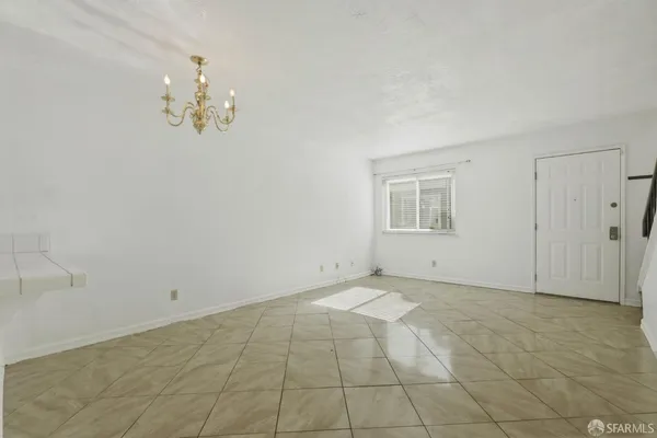 $600,000 | 21564 Meekland Avenue, Unit 2, Hayward, CA 94541