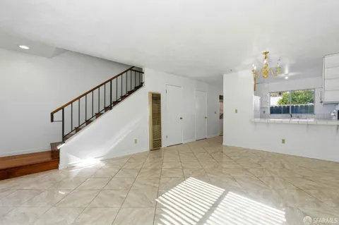 $600,000 | 21564 Meekland Avenue, Unit 2, Hayward, CA 94541