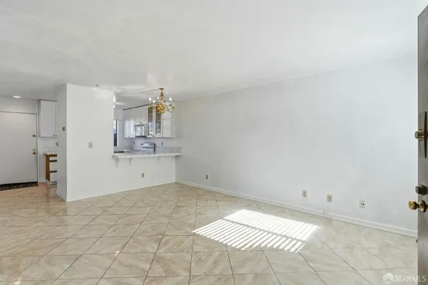 $600,000 | 21564 Meekland Avenue, Unit 2, Hayward, CA 94541