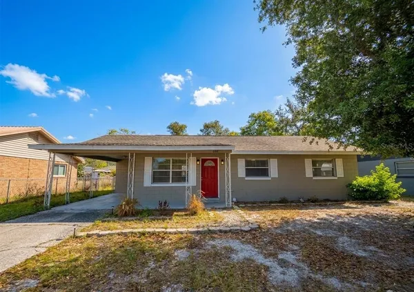 $1,700 | 606 Holt Circle, Winter Haven, FL 33880