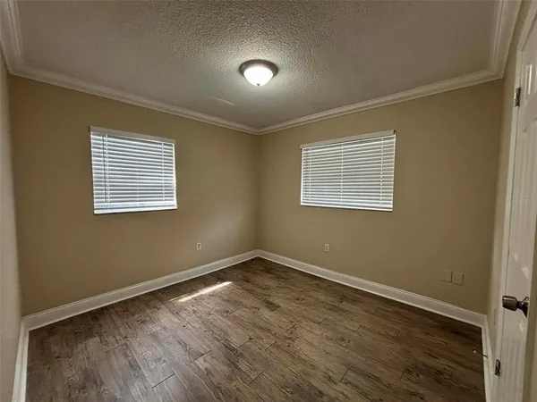 $1,700 | 606 Holt Circle, Winter Haven, FL 33880