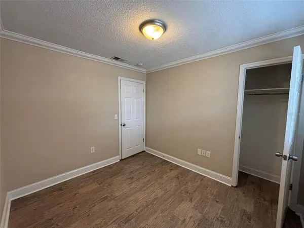 $1,700 | 606 Holt Circle, Winter Haven, FL 33880
