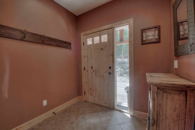 273 Bullion Mine Road Keystone, CO 80435 - Photo 11 of 34 Tiled entry area with plenty of space to removes and store shoes and costs