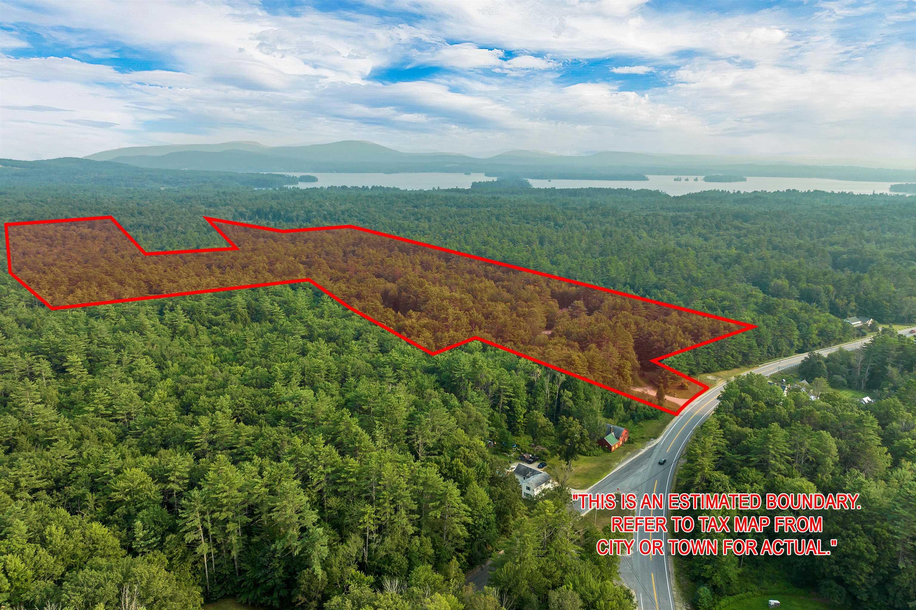 883 Center Street Wolfeboro, NH 03894 - Photo 15 of 41