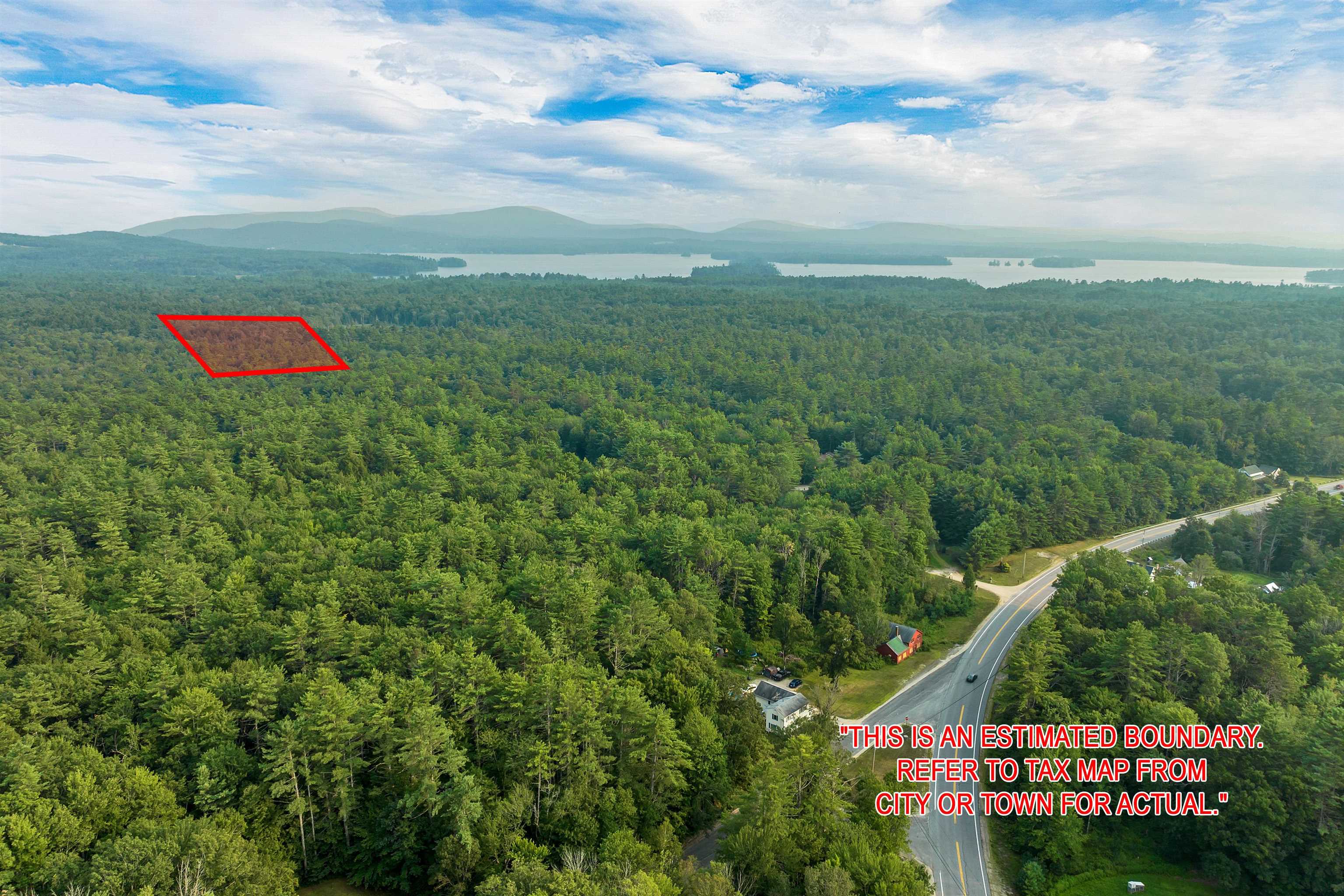 883 Center Street Wolfeboro, NH 03894 - Photo 16 of 41