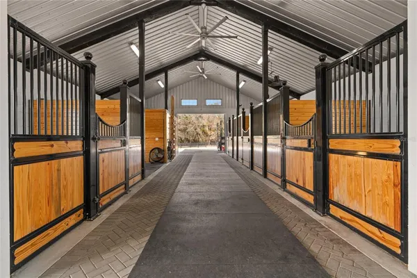 $2,750,000 | 12350 Northwest Highway 225, Reddick, FL 32686