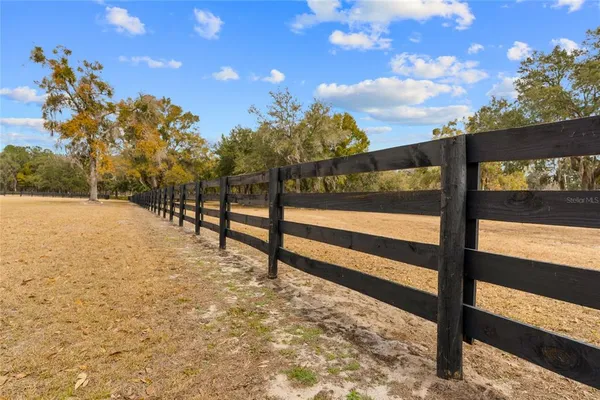 $2,750,000 | 12350 Northwest Highway 225, Reddick, FL 32686