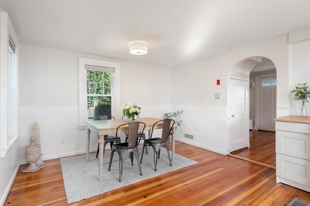 25 Sunrise Road Quincy, MA 02171 - Photo 5 of 29 Gallery Image 5