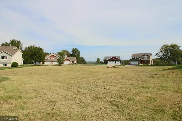 $69,500 | 2422 Rushmore Road, Hastings, MN 55033