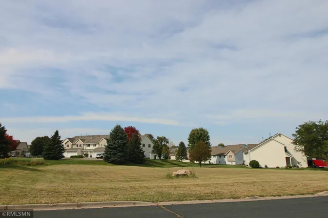 $69,500 | 2422 Rushmore Road, Hastings, MN 55033