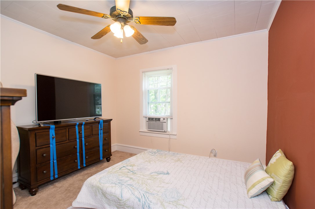 199 Stafford Road Tiverton, RI 02878 - Photo 14 of 25 Gallery Image 14