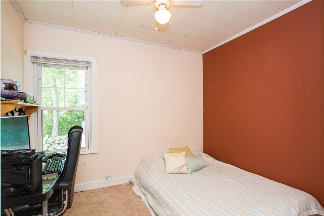 199 Stafford Road Tiverton, RI 02878 - Photo 18 of 25 Gallery Image 18