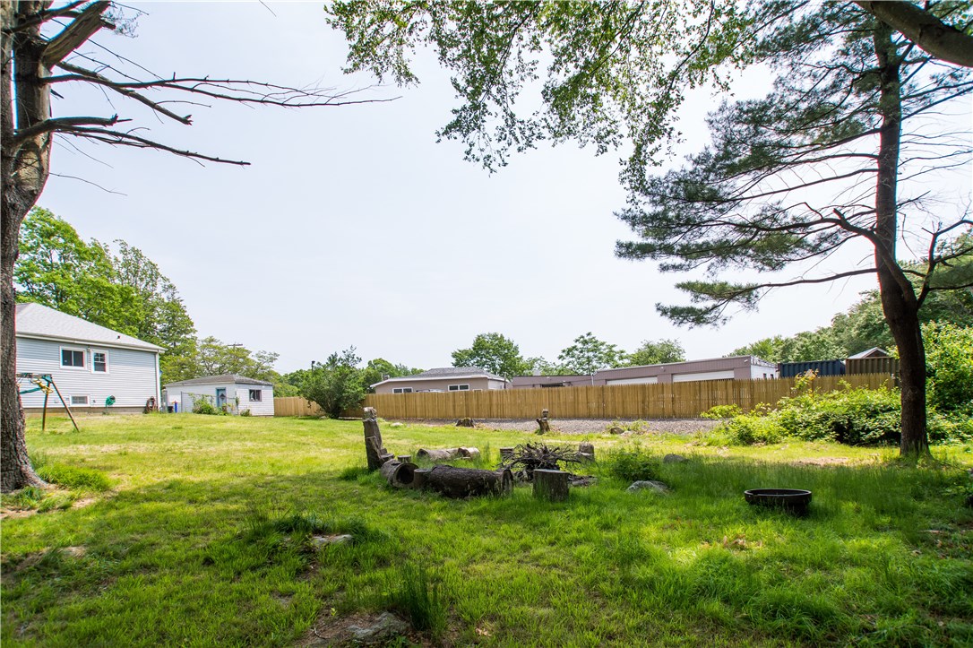 199 Stafford Road Tiverton, RI 02878 - Photo 23 of 25 Gallery Image 23