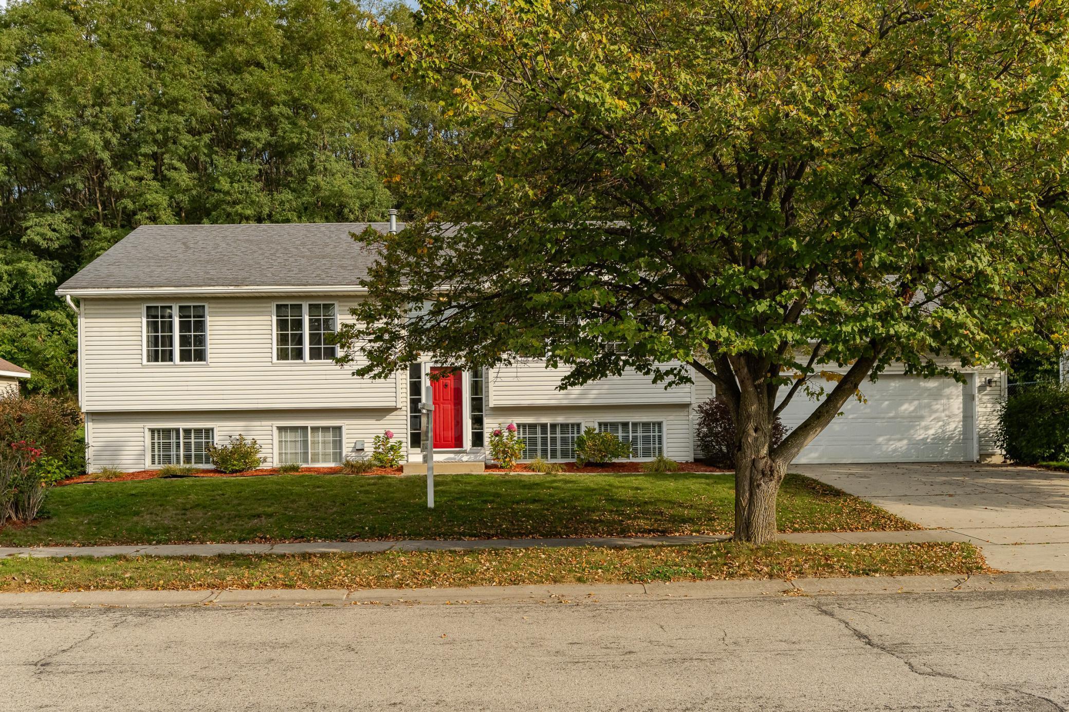 3415 Lake Street Northwest Rochester, MN 55901 - Photo 2 of 39