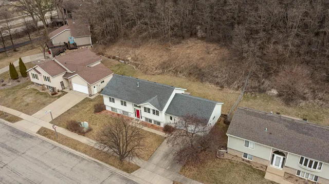 $410,000 | 3415 Lake Street Northwest, Rochester, MN 55901