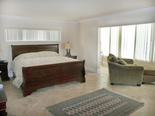 2360 Torrey Pines Road, Unit 27 La Jolla, CA 92037 - Photo 9 of 11 Gallery Image 9
