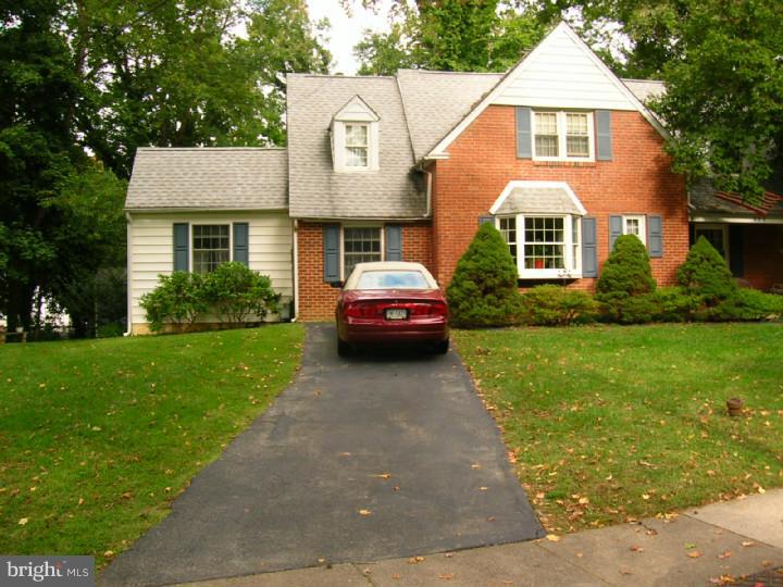 213 School Lane Springfield, PA 19064 - Photo 1 of 18 Exterior Front