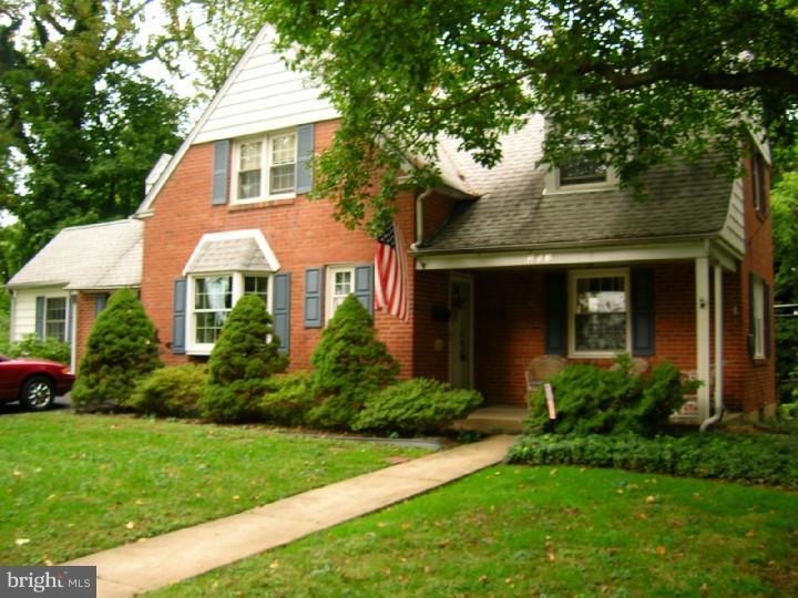 213 School Lane Springfield, PA 19064 - Photo 2 of 18 Exterior Front